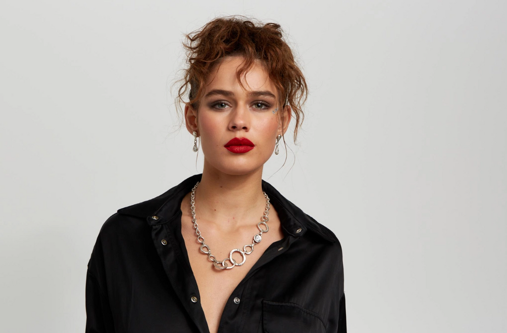 Adjustable silver-plated crystal link necklace from The Lazy Daisy