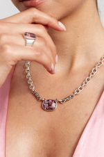 The Lazy Daisy Chanour necklace – handcrafted, feminine, and radiant