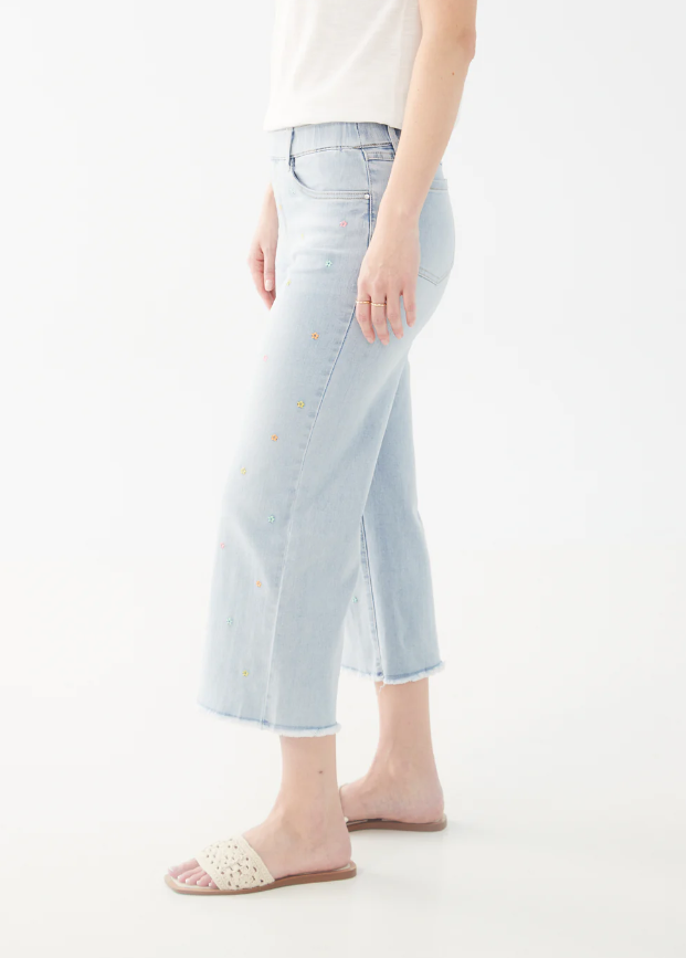 FDJ Embroidered Pull-On Wide Crop Denim