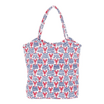 Stylish oversized canvas tote with hard bottom and self-fabric handles – ideal for beach or travel in the pattern Lobster Waves