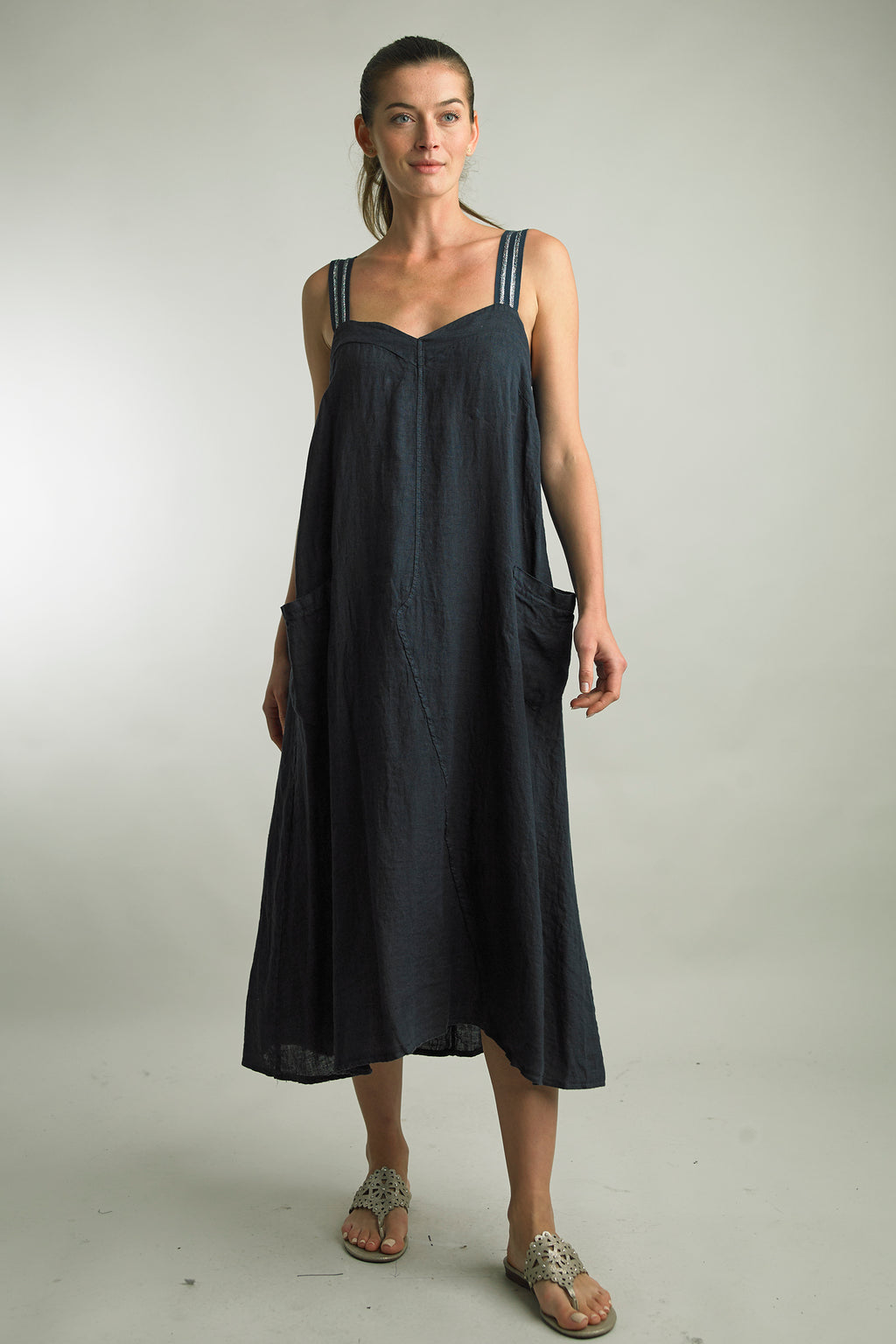 Tempo Paris Relaxed Linen Dress with sweetheart neckline and adjustable straps
