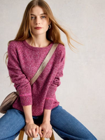 Soft crew neck sweater with long sleeves and classic fit